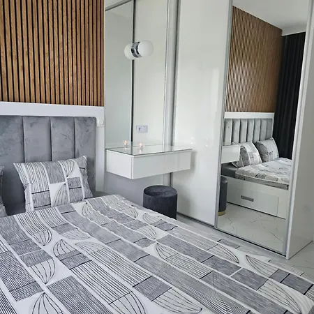 شقة Chopin Airport Wlochy