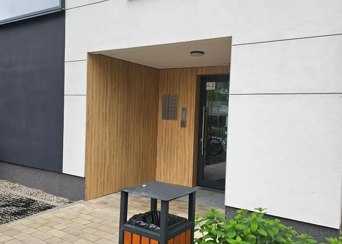 Chopin Airport Wlochy Apartman